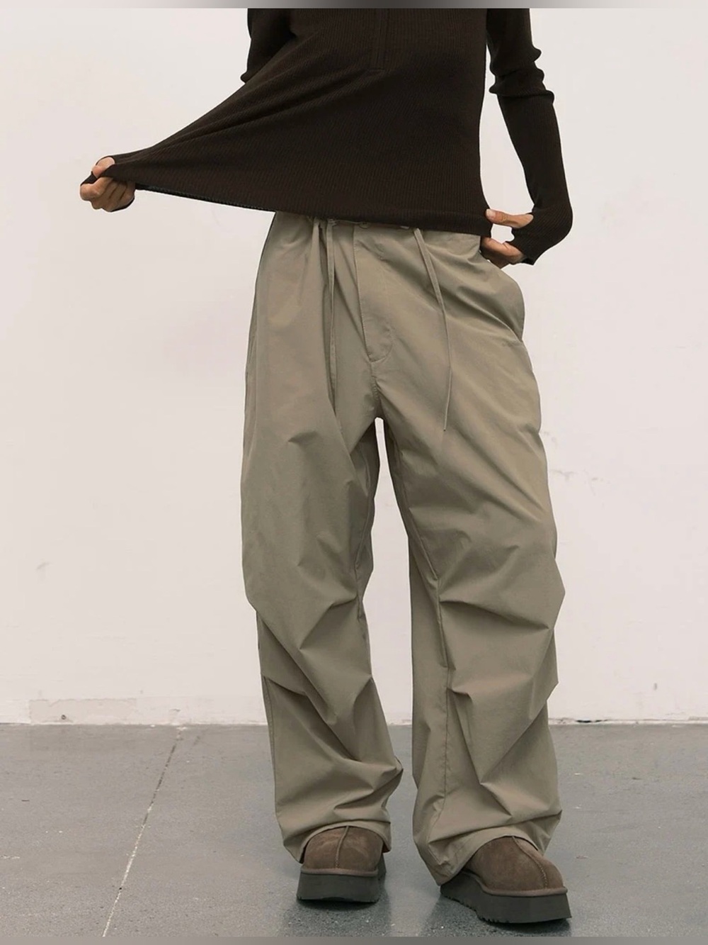 An action a day khaki fleece lined parachute pants S BNWT